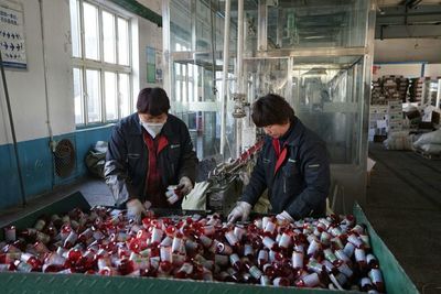 區安監局突檢化工園區 強化勞動防護用品監管守護安全生產底線